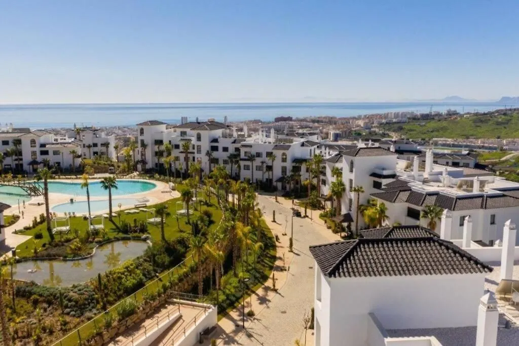 Seaviews Private Jacuzzi Rooftop&Luxurious Living Apartment Estepona